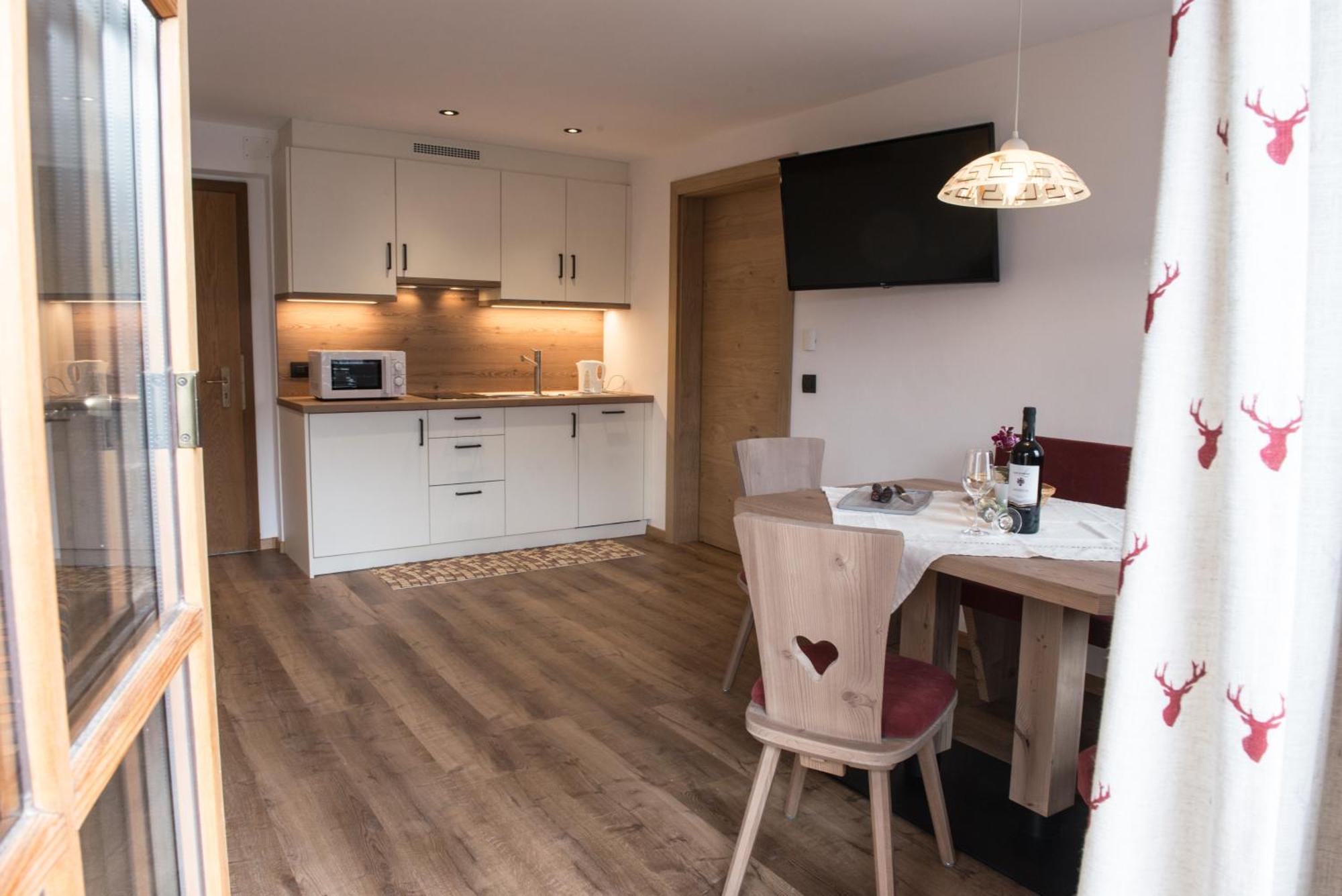 Da Kathi Lejlighedshotel San Candido Eksteriør billede